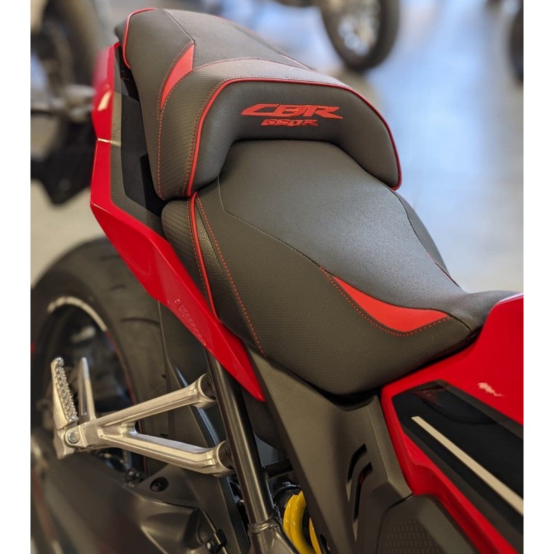Bagster Ready Luxe CBR650R comfort seat L'Usine Motos