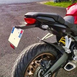 47301E : Supporto per targa S2 Concept CB650 CBR650